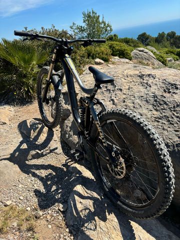 Käytetty Giant Glory Shimano Deore XT 2018 Mountainbike — kuva 2 / 14