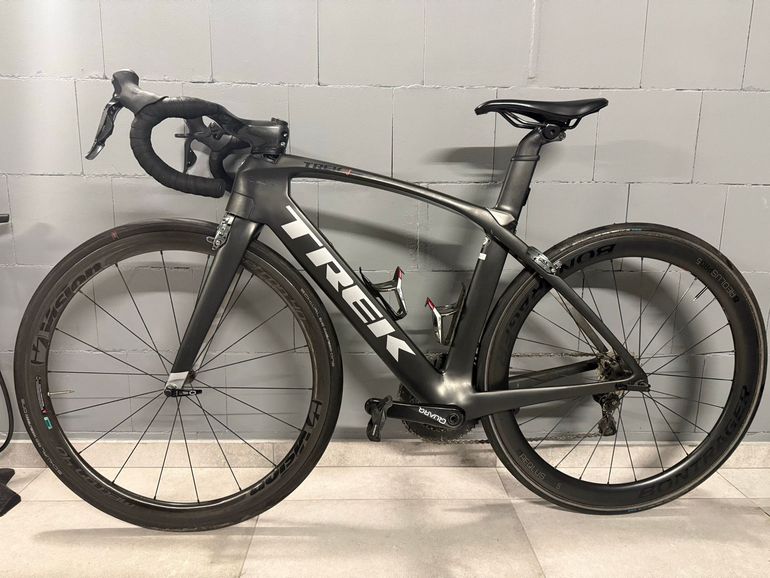 Used Trek Madone Shimano Ultegra Di2 2018 Road & Gravel, Schwarz — image 2 of 6