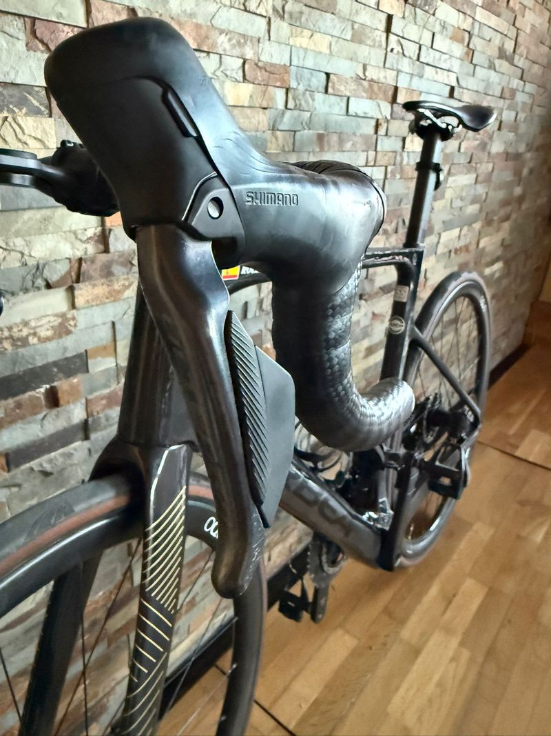 Orbea ORCA M20iLTD 2024 2024 Road & Gravel d'occasion — image 7 sur 9