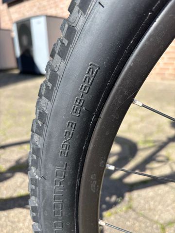 Used Specialized Rockhopper Comp 2021 2021 Mountainbike, Black, 29 — image 7 of 10