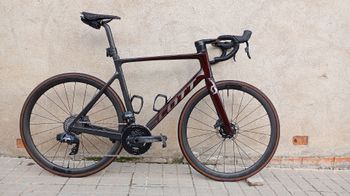 Used Scott Addict RC 20 2024 2024 Road & Gravel