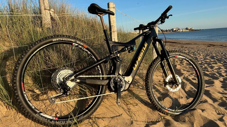 Used Whistle B Rush C8.2 2022 Mountainbike, Schwarz — image 2 of 10
