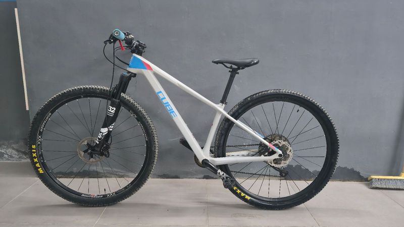 Käytetty CUBE Access Shimano SLX 2019 Mountainbike — kuva 2 / 11