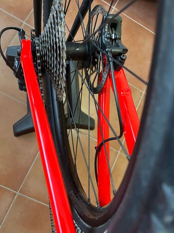 Używany Trek Top Fuel 7 2024 Mountainbike — zdjęcie 5 z 8