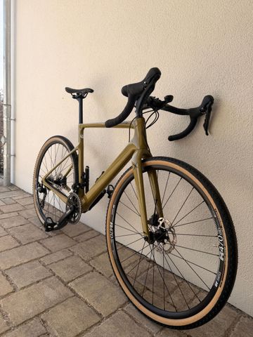 Brugt Cannondale SuperSix EVO SE 2 2023 2023 Road & Gravel — billede 2 af 3