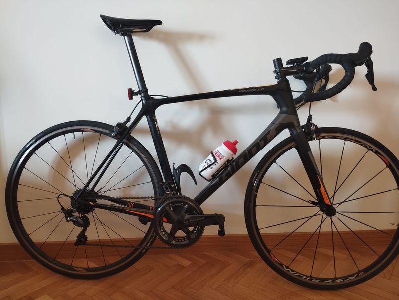 Gebrauchtes Giant TCR Advanced Pro 1 2019 2019 Road & Gravel, Schwarz — Bild 1 von 3