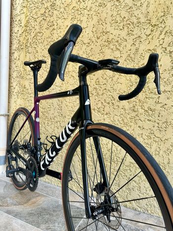 Used Factor O2 Shimano Ultegra Di2 8170 2023 2023 Road & Gravel, Black — image 3 of 17