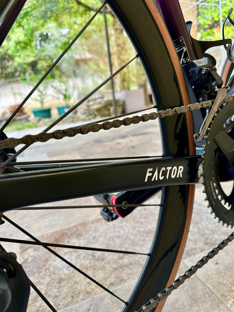 Used Factor O2 Shimano Ultegra Di2 8170 2023 2023 Road & Gravel, Black — image 16 of 17