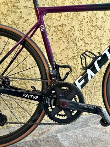 Used Factor O2 Shimano Ultegra Di2 8170 2023 2023 Road & Gravel, Black — image 5 of 17