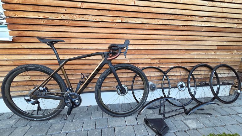 Used Canyon Grail CF SL 8.0 2019 2019 Road & Gravel, Schwarz — image 9 of 15