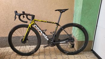 Used Cervélo R5 SRAM Red eTap AXS 2025 Road & Gravel, Black — image 2 of 9