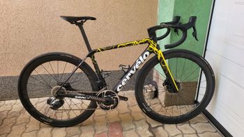 Used Cervélo R5 SRAM Red eTap AXS 2025 Road & Gravel