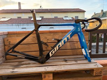 Used Giant Propel Advanced Pro 0 2024 Frameset 2024 Road & Gravel, Blue — image 1 of 19