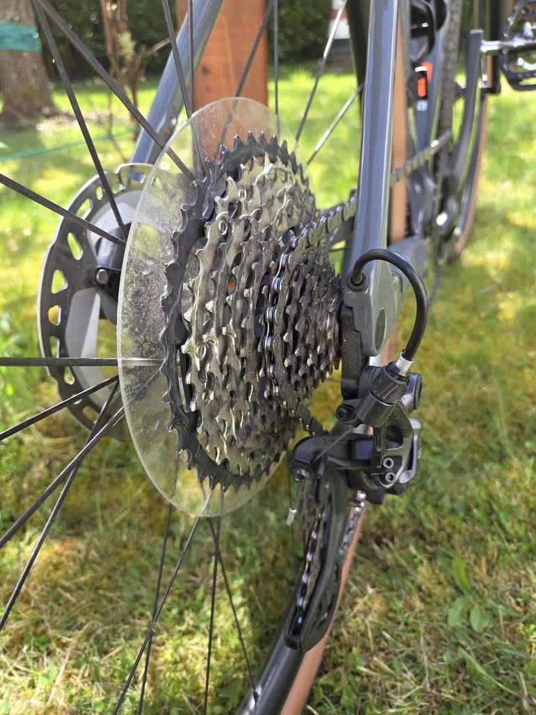 Used Canyon Grizl CF SL 8 Trail 2024 2024 Road & Gravel, Hellgrau — image 7 of 11