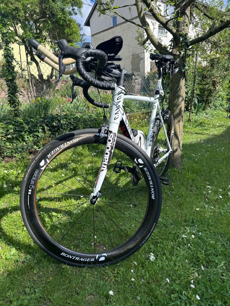 Used Canyon Ultimate Shimano Ultegra Di2 2013 Road & Gravel, Weiß — image 2 of 21