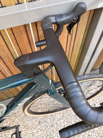 Used Canyon Ultimate CF 7 2026 2026 Road & Gravel, Green — image 10 of 12