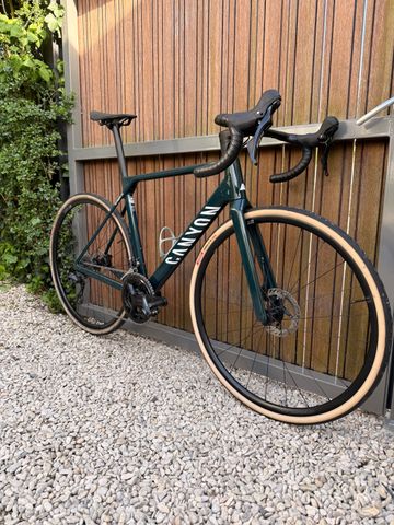 Used Canyon Ultimate CF 7 2026 2026 Road & Gravel, Green — image 2 of 12