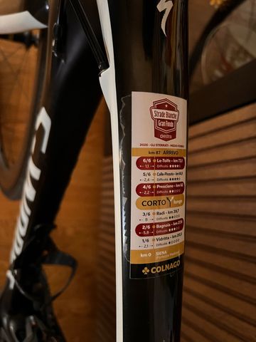 Used Specialized Tarmac Shimano Dura Ace 2016 Road & Gravel, Black — image 11 of 13