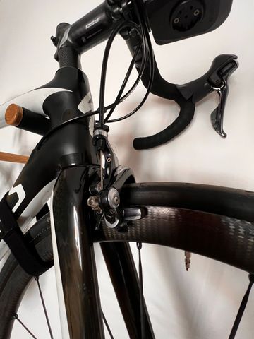 Used Specialized Tarmac Shimano Dura Ace 2016 Road & Gravel, Black — image 8 of 13