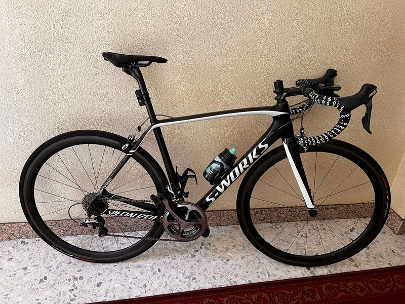 Used Specialized Tarmac Shimano Dura Ace 2016 Road & Gravel, Black — image 2 of 13