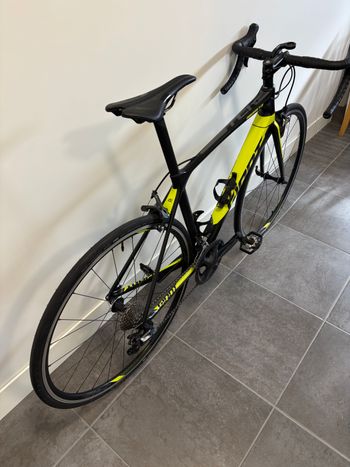 Used Giant TCR Advanced Pro 1 2018 2018 Road & Gravel, Black — image 5 of 6
