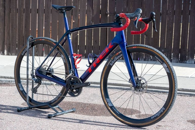 Used Trek Domane SL 6 Gen 3 2021 2021 Road & Gravel, Purple — image 2 of 15