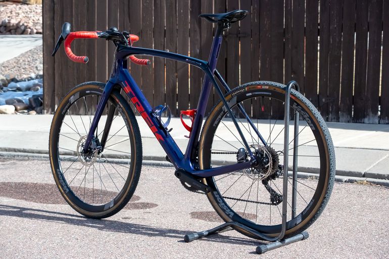 Used Trek Domane SL 6 Gen 3 2021 2021 Road & Gravel, Purple — image 7 of 15