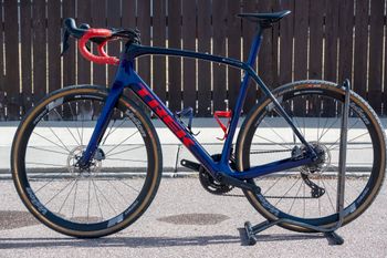 Used Trek Domane SL 6 Gen 3 2021 2021 Road & Gravel, Purple — image 6 of 15