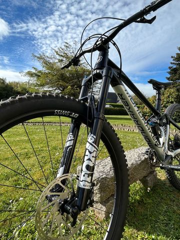 Used Mondraker FOXY 2022 2022 Mountainbike, Black, 29 — image 5 of 6