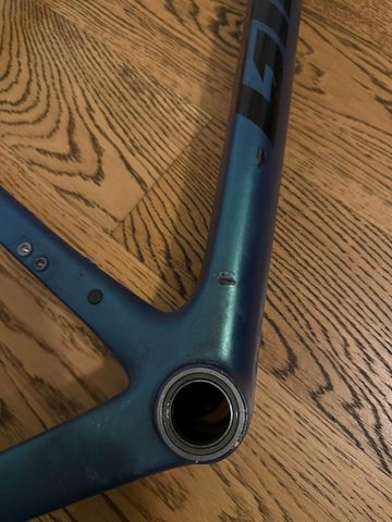 Used Giant TCR Advanced SL, Disc Frameset 2021 Frameset 2021 Road & Gravel, Blue — image 3 of 5
