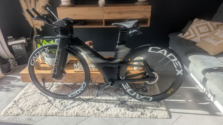 Used Cadex Sram Force 2025 Road & Gravel, Black — image 2 of 19