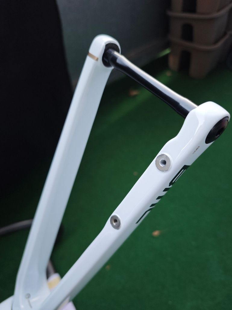 Used BMC Teammachine SLR 01 LTD 2023 Frameset 2023 Road & Gravel, White — image 5 of 9