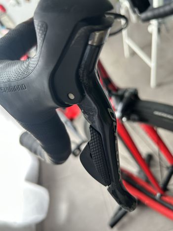 Used Canyon Aeroad CF SLX 8.0 2018 2018 Road & Gravel, Red — image 9 of 14