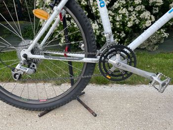 Used TREK 8000 TREK 8000 Custom Shimano Deore 1988 Mountainbike, Weiß — image 3 of 5