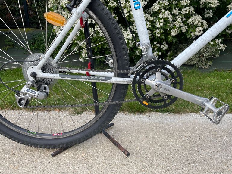 Used TREK 8000 TREK 8000 Custom Shimano Deore 1988 Mountainbike, Weiß — image 3 of 5