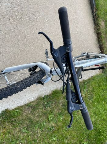 Used TREK 8000 TREK 8000 Custom Shimano Deore 1988 Mountainbike, Weiß — image 4 of 5