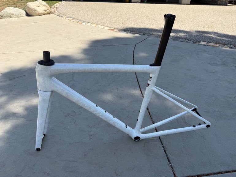 Used Specialized S-Works Tarmac SL8 Frameset 2026 Frameset 2026 Road & Gravel, White — image 4 of 5