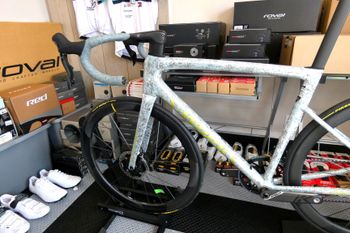 Used Specialized S-Works Tarmac SL8 - Shimano Dura-Ace Di2 2025 2025 Road & Gravel, Light Gray — image 18 of 28