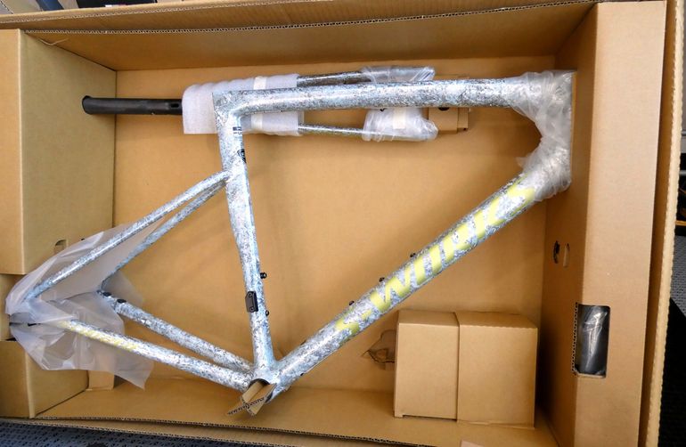 Used Specialized S-Works Tarmac SL8 - Shimano Dura-Ace Di2 2025 2025 Road & Gravel, Light Gray — image 2 of 28