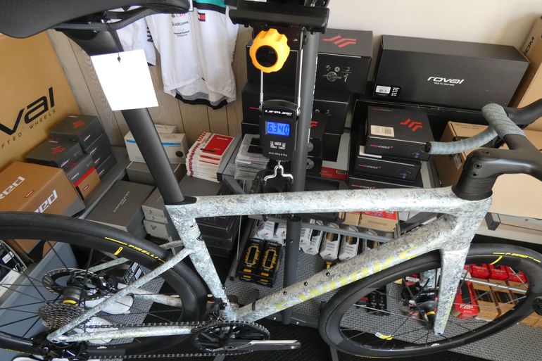 Used Specialized S-Works Tarmac SL8 - Shimano Dura-Ace Di2 2025 2025 Road & Gravel, Light Gray — image 27 of 28