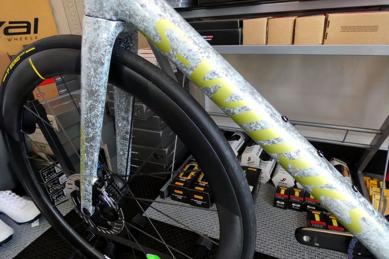 Used Specialized S-Works Tarmac SL8 - Shimano Dura-Ace Di2 2025 2025 Road & Gravel, Light Gray — image 20 of 28
