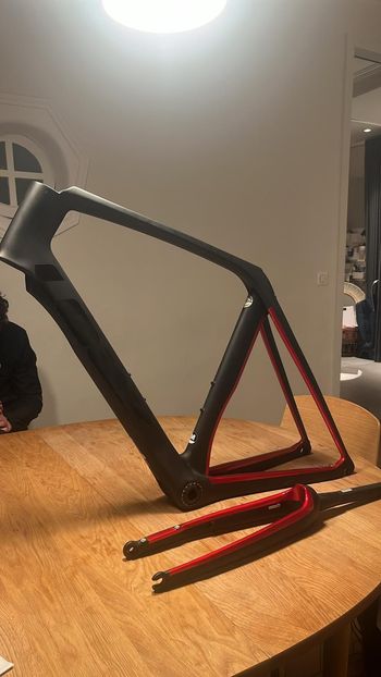 Look, 795 BLADE R38D Black Metallic Red Mat Glossy 2022 Frameset