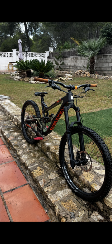 Used Saracen Ariel LT 2019 Frameset 2019 Mountainbike, Green, 27.5 — image 3 of 4