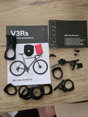 Used Colnago V3-rs Frameset 2022 Road & Gravel, Red — image 9 of 9
