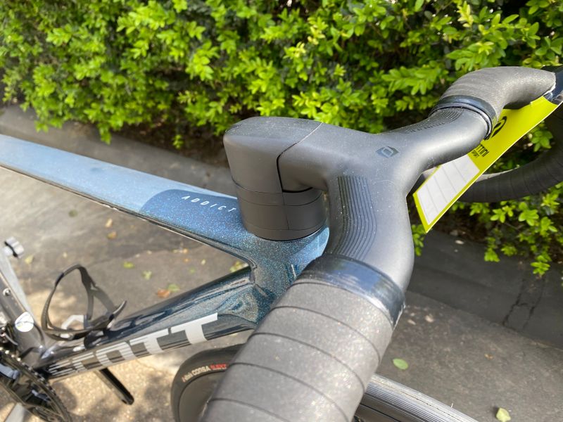 Used Scott Addict RC Pro 2022 2022 Road & Gravel, Black — image 5 of 12