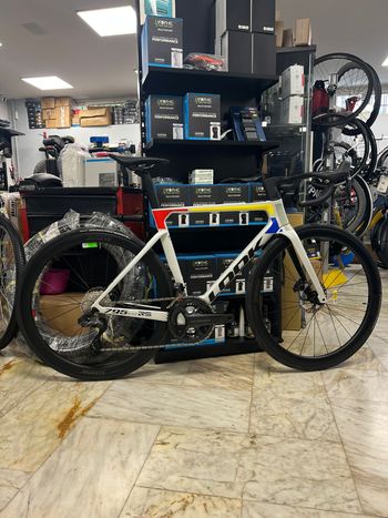 Look, Look 795 Blade RS Ultegra Di2 Mavic Cosmic