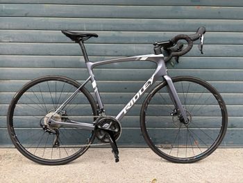 Ridley, Fenix Disc - Shimano 105 2x11sp 2023