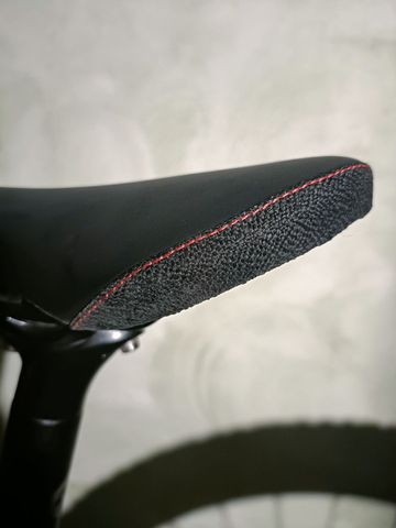 Used Lapierre Overvolt Shimano Deore 2021 Mountainbike, Black — image 12 of 40