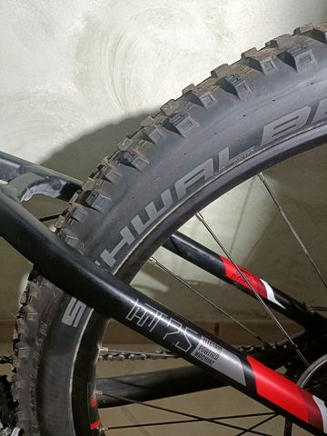Used Lapierre Overvolt Shimano Deore 2021 Mountainbike, Black — image 9 of 40