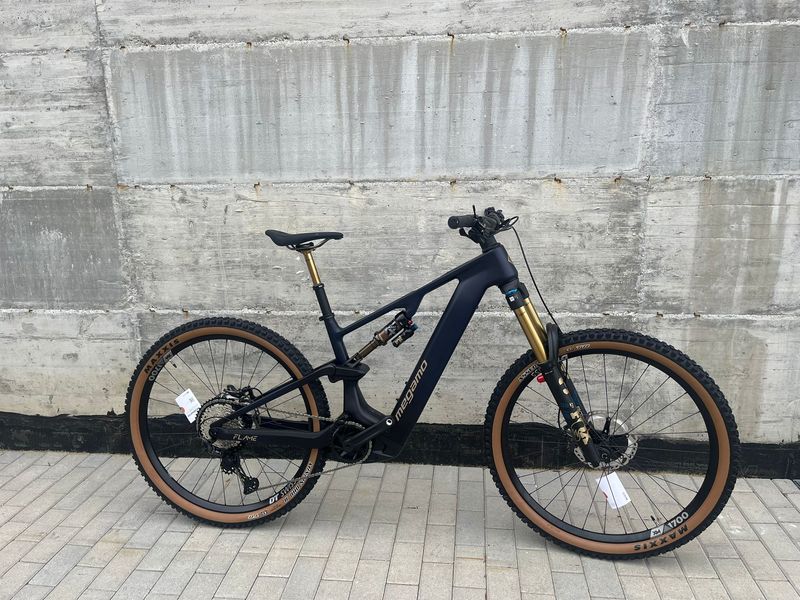 Brugt Megamo FLAME CRB 03 NAVY '26 2026 MTB